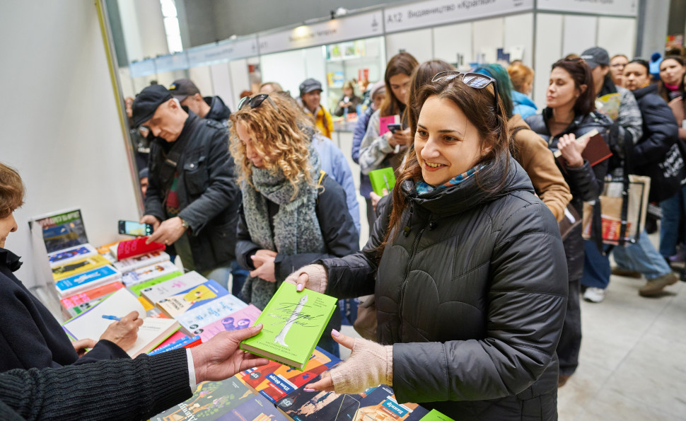 Попри дощ і вітер: на ВДНГ пройшла п’ята «Книжкова країна» та зібрала понад 71 000 гостей