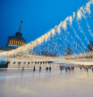 Ковзанка на ВДНГ — серце зимових розваг