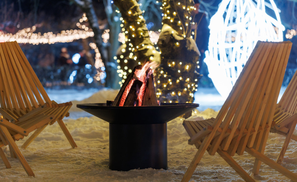 Магія серед темряви: ILLUMINARIUM повертається на ВДНГ з казковими світловими інсталяціями