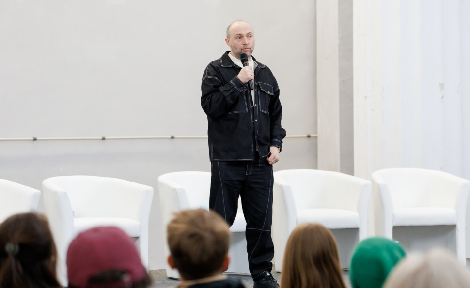 Ні серпа, ні молота: дослідники запропонували, що робити з радянською спадщиною ВДНГ