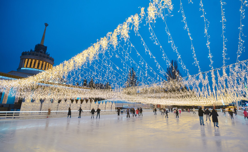 Ковзанка на ВДНГ — серце зимових розваг