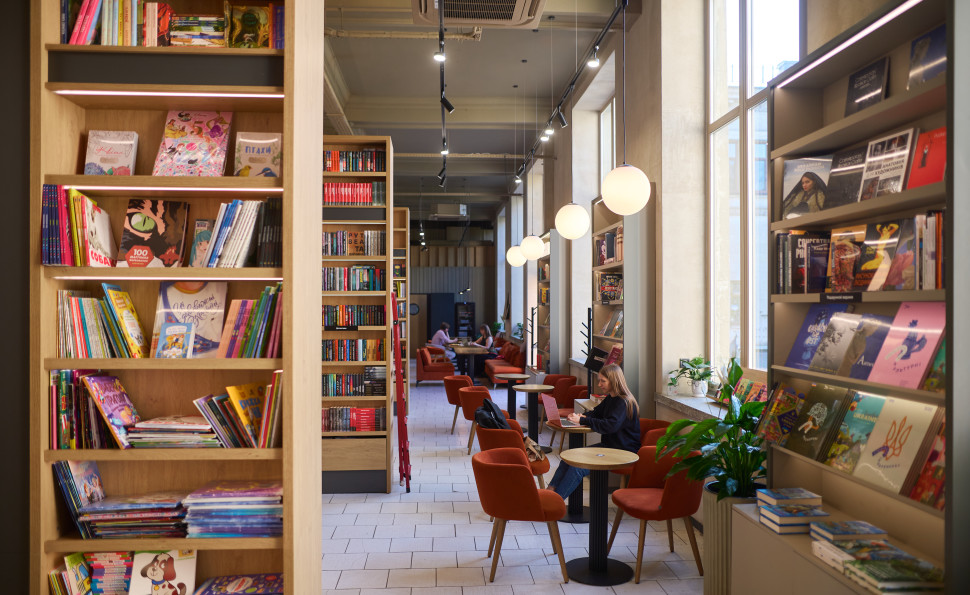 Події на ВДНГ 8–9 листопада: книжкові історії, аромат молодого вина та осінній затишок