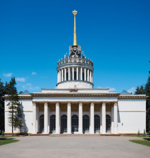 На ВДНГ покажуть приховані панно та проведуть публічне обговорення радянської спадщини комплексу