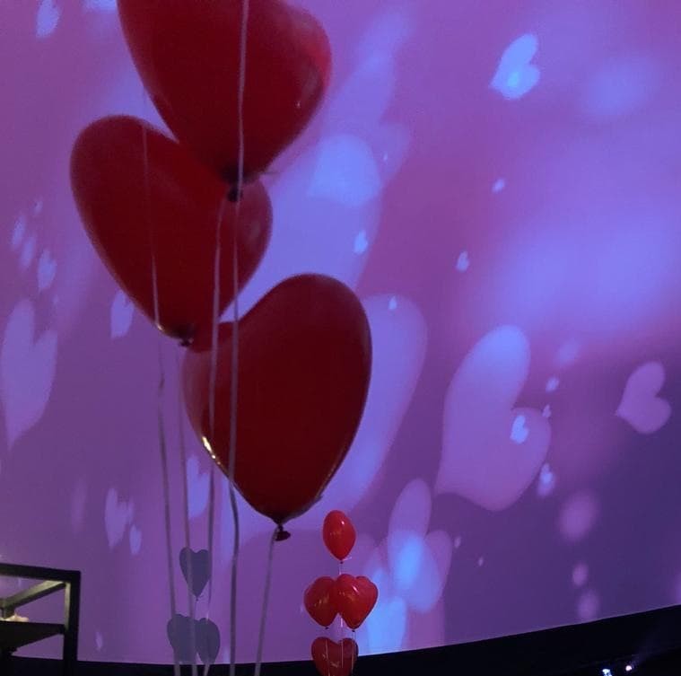 Центр сімейного дозвілля Teleport360 до свята 8го березня даруе знижку в 15% на побачення під зоряним небом!